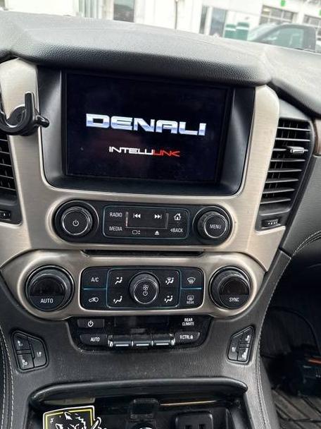 GMC YUKON XL 2018 1GKS2HKJ1JR402232 image GMC YUKON XL 2018 1GKS2HKJ1JR402232 image